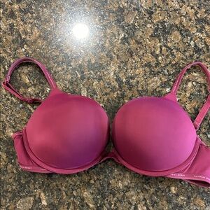 Victoria Secret Bombshell Bra